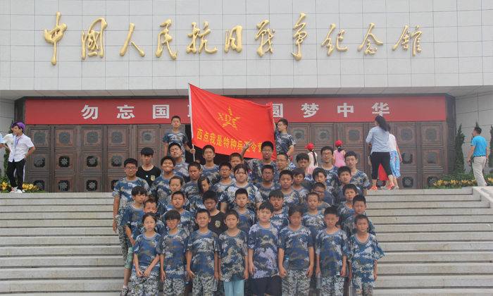 上海西點(diǎn)軍事夏令營(yíng)學(xué)些什么呢？