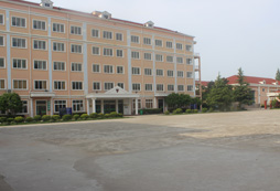 上海西點(diǎn)軍事夏令營(yíng)拓展基地