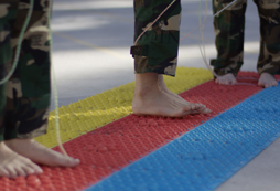 挑戰(zhàn)壓縮板  好痛