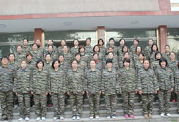 上海西點軍訓夏令營為您激勵士氣前進