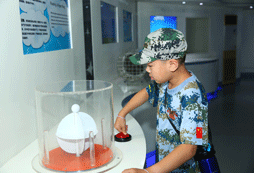 趣味物理博物館游玩