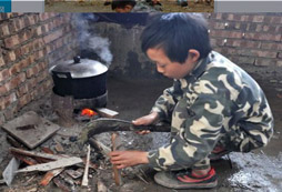 小學(xué)生在上海西點(diǎn)學(xué)習(xí)解決暈車的生活小常識(shí)