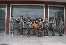 在上海西點軍事夏令營的成長體驗