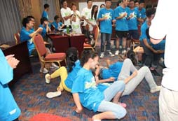 來酷學(xué)酷玩夏令營尋找歡樂