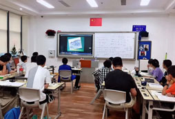 新東方酷學酷玩魔鬼詞匯速記夏令營讓孩子輕松記單詞