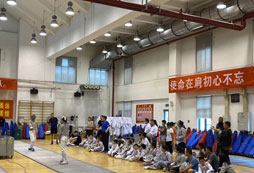 參加修而遠(yuǎn)體育夏令營(yíng)提高青少年的身體素質(zhì)