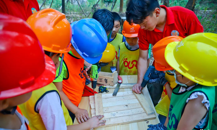 團(tuán)結(jié)協(xié)力把房造