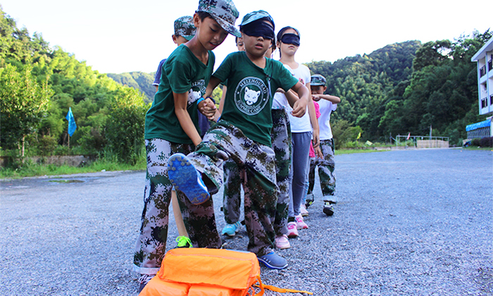 廈門軍事夏令營10天的價格.jpg