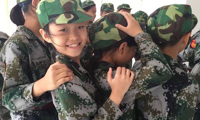 給孩子一次獨(dú)立去廈門(mén)參加軍事訓(xùn)練營(yíng)的機(jī)會(huì).jpg