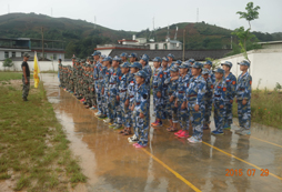 參加廈門軍夏令營體驗(yàn)不一樣的假期活動(dòng)