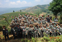 參加廈門軍事夏令營提升孩子的綜合能力