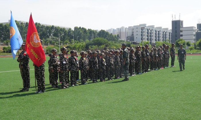 青少年行為習(xí)慣的改善從廈門軍旅夏令營(yíng)開始.jpg