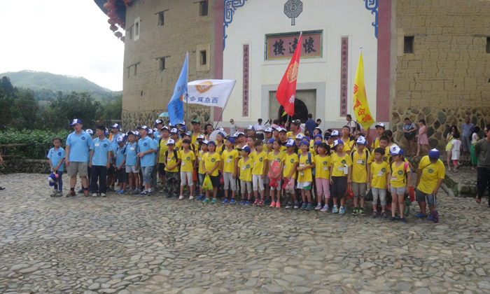 福建假期軍事夏令營(yíng)合適多大年齡的孩子參加.jpg