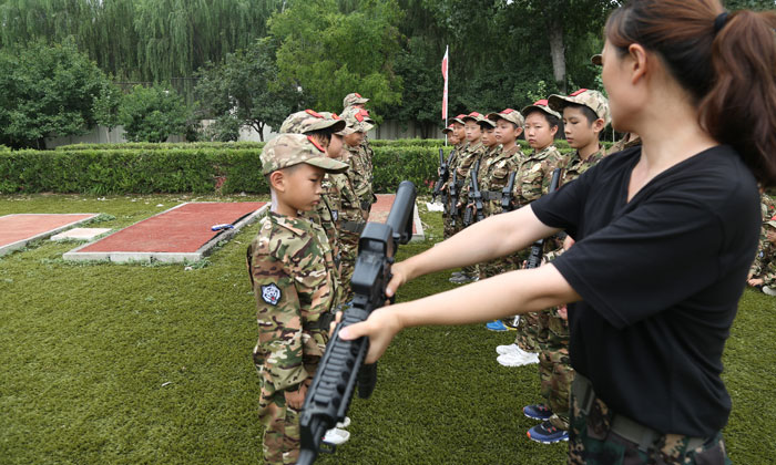 孩子參加廈門特種兵夏令營(yíng)安全嗎？.jpg