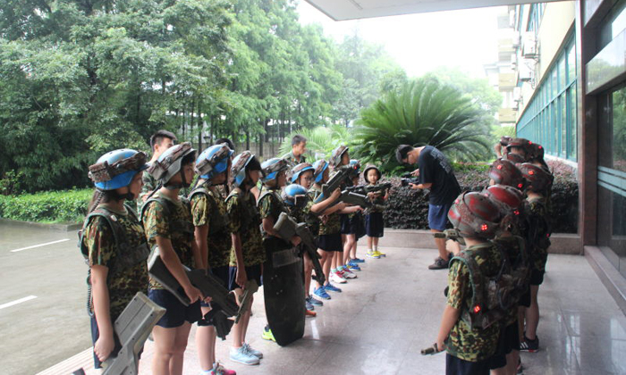 西安軍事拓展夏令營.jpg
