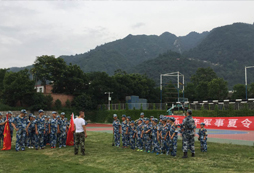 暑假屬于青少年的西安軍事夏令營(yíng)