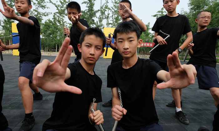 咸寧青少年軍事夏令營(yíng).jpg