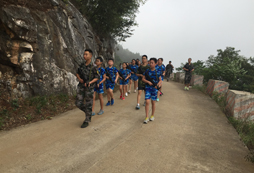 青少年軍事冬令營精心打造體驗(yàn)軍旅生活