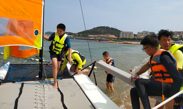 小學(xué)生夏令營.jpg