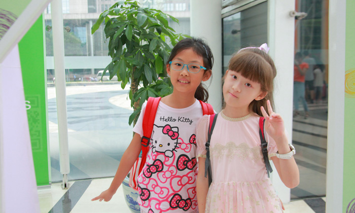 小學(xué)生暑期夏令營(yíng)