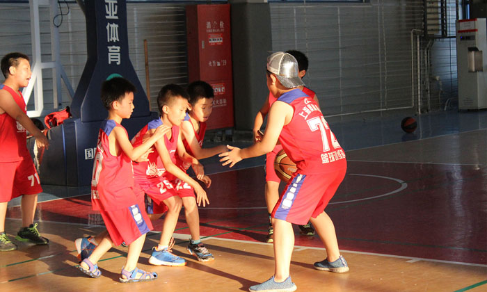 小學(xué)生報名夏令營好嗎