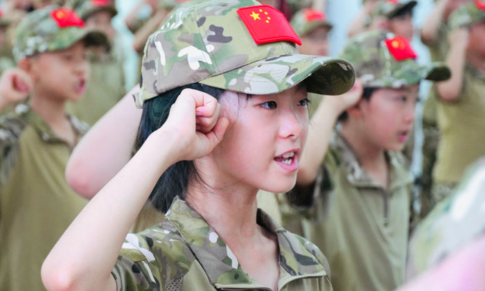 小學(xué)生軍訓(xùn)夏令營(yíng)報(bào)名多少錢