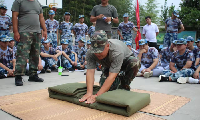 小學(xué)生軍訓(xùn)夏令營(yíng)機(jī)構(gòu)有哪些