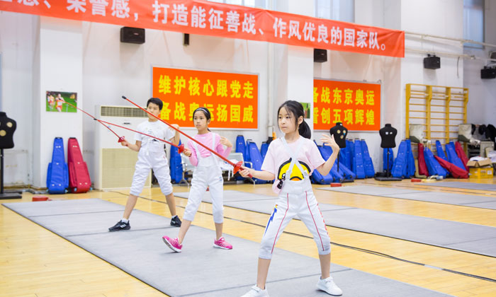 國(guó)內(nèi)小學(xué)生夏令營(yíng)好不好