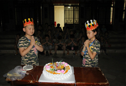 西北中小學生暑假夏令營多少錢