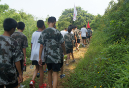 2024西北工農(nóng)兵學(xué)商夏令營引導(dǎo)青少年提升魅力！