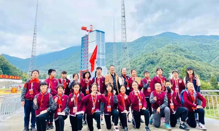 2022火箭發(fā)射觀摩4天夏令營（親子）.jpg