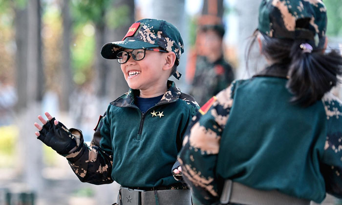 西昌軍事夏令營鍛煉孩子獨立生活能力.jpg