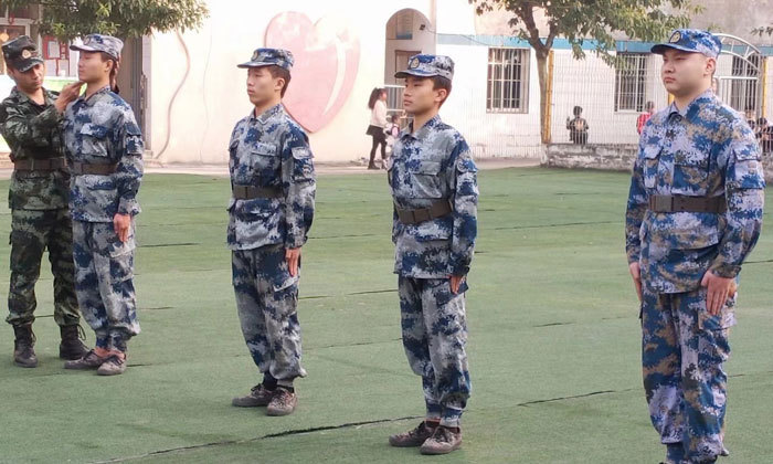 西南軍事夏令營(yíng)有哪些