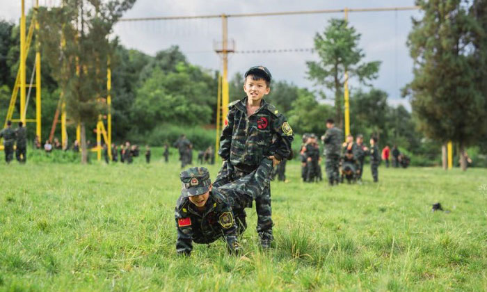 西南軍事夏令營多少錢
