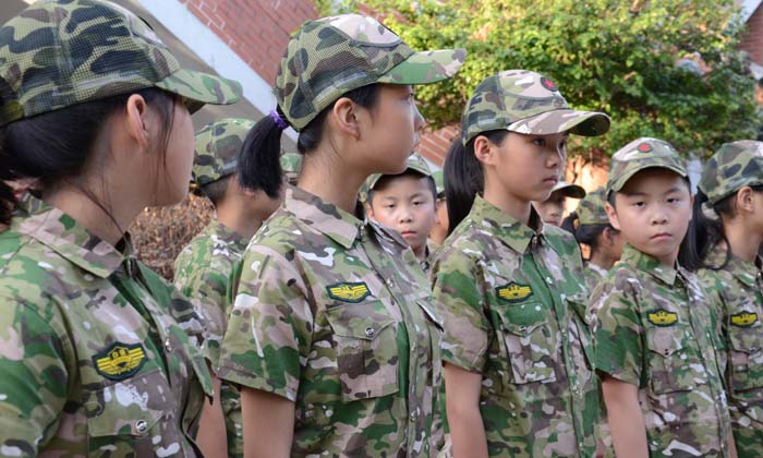 西南軍事夏令營(yíng)