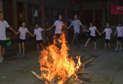  走進(jìn)西南地區(qū)天臺(tái)山感受螢火蟲之夏