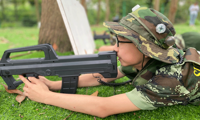 西南軍事夏令營.gif