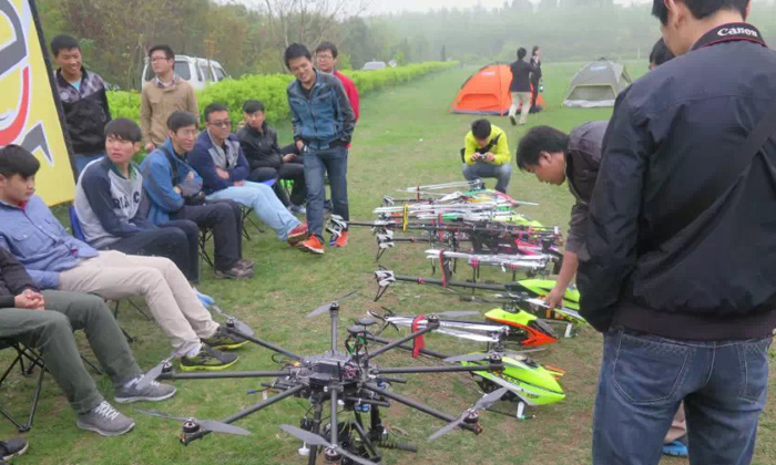 我們的無人機(jī).jpg