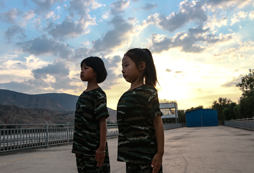 信號旗軍事夏令營為孩子量身打造
