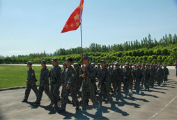 新疆軍事夏令營(yíng)給你一次不一樣的體驗(yàn)？