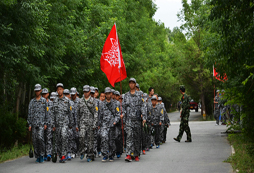 新疆軍事夏令營孩子素質(zhì)成長的重要途徑