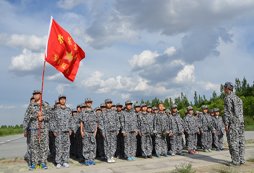 參加新疆軍事夏令營給孩子一個屬于自己的假期