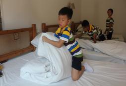 青少年心理素質(zhì)訓(xùn)練營(yíng)讓你的孩子心理素質(zhì)更強(qiáng)大！