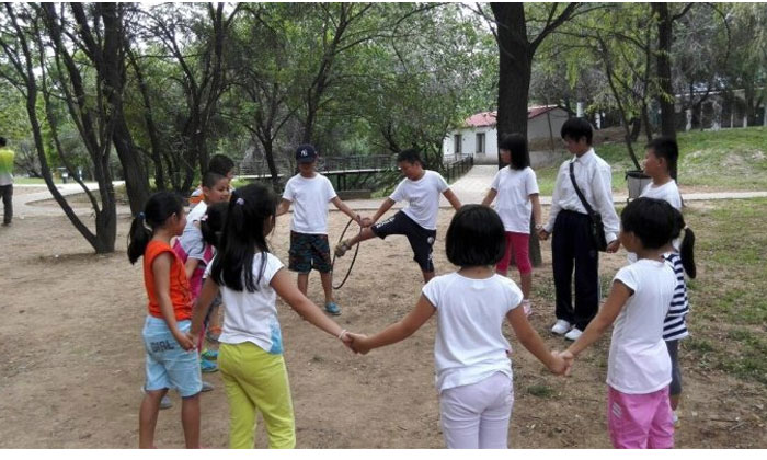 青少年心理素質(zhì)訓(xùn)練營(yíng)