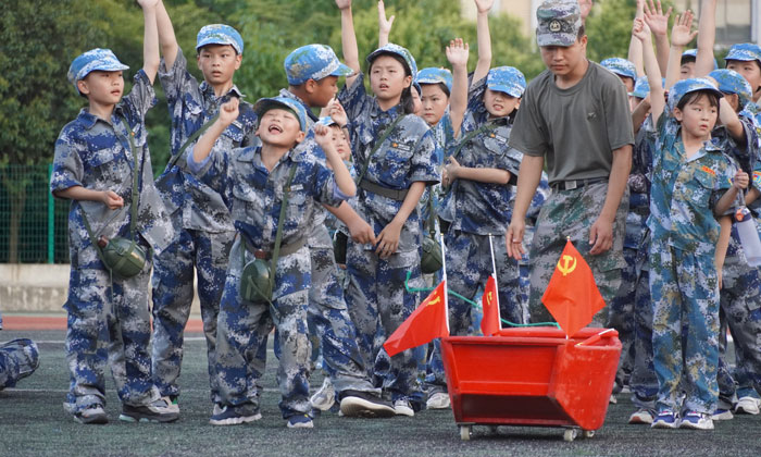 軍事夏令營(yíng)怎么樣