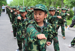新疆軍事夏令營的入營須知有哪些？