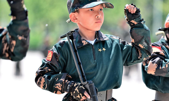 小學(xué)員動作
