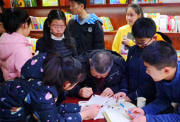 開心成長夏令營讓孩子養(yǎng)成愛讀書的好習慣！