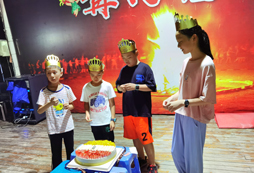生日會(huì)