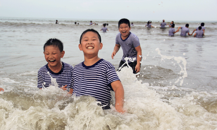 “乘風(fēng)破浪”